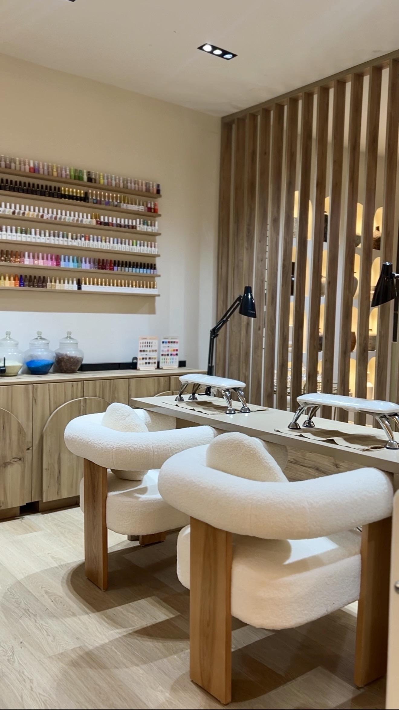 Salon Background